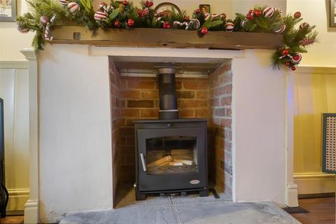 2 bedroom cottage for sale, Richmond Road, Skeeby, Richmond