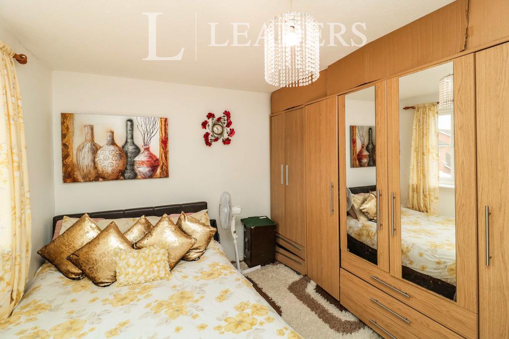 4 bedroom