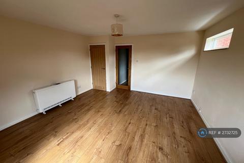 2 bedroom maisonette to rent, Havelock Court, Warsash, Southampton, SO31