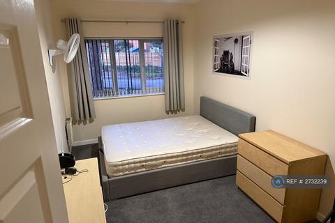 2 bedroom flat to rent, Dean House, Bishops Stortford, CM23