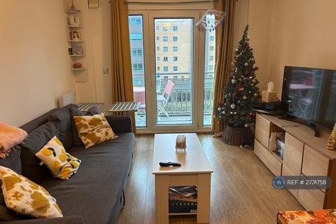2 bedroom flat to rent, Granite Apartments, London, E15