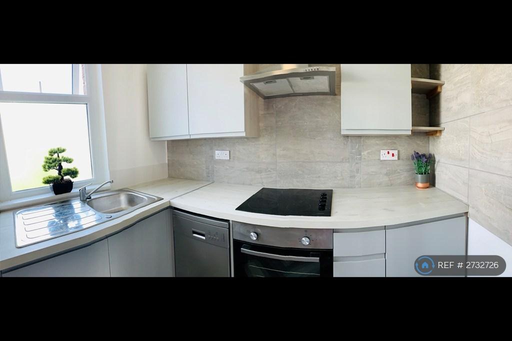 Shared Kitchen 2