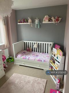 3 bedroom terraced house to rent, Lingwell Park, Widnes, WA8