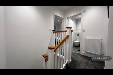 undefined, Crescent Drive, Aldershot, GU12