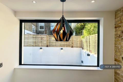 3 bedroom flat to rent, Fernhead Road, London, W9