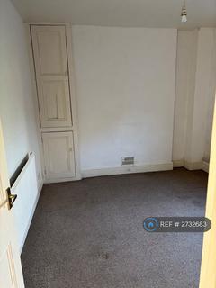 1 bedroom flat to rent, Moorland Road, St. Austell, PL25