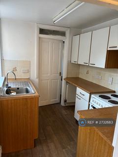 1 bedroom flat to rent, Moorland Road, St. Austell, PL25