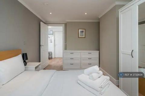 undefined, Jubilee Mansions, London, W14