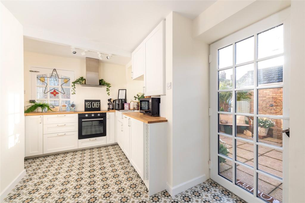 Kitchen/Dining Rm