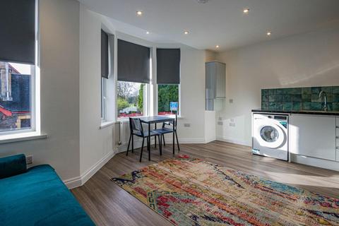 2 bedroom private hall to rent, Colum Road, Cardiff CF10