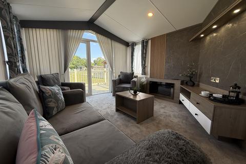 2 bedroom lodge for sale, Landing Lane, Gilberdyke HU15