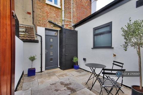 undefined, Claremont Road, Tunbridge Wells, TN1