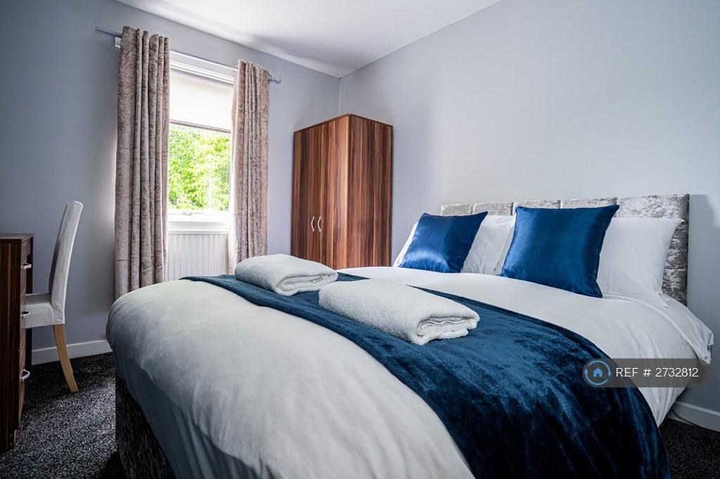 Double Bedroom