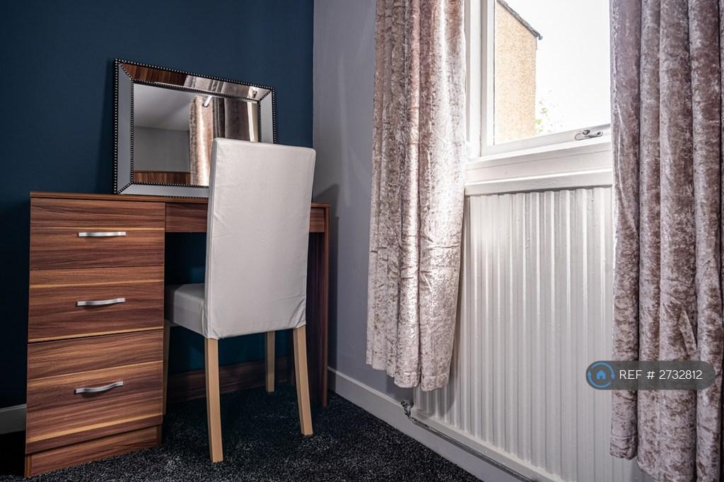 Double Bedroom