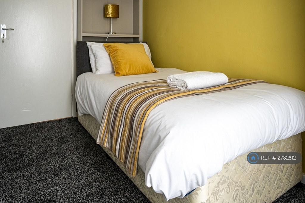 Single Bedroom