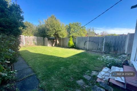 2 bedroom maisonette to rent, Hawthorne Avenue, Harrow, HA3