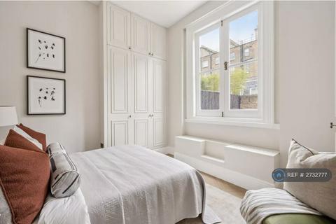 1 bedroom flat to rent, Stanhope Mews West, London, SW7