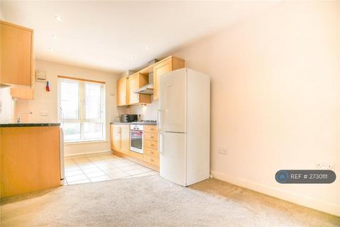3 bedroom terraced house to rent, Bartholomews Square, Horfield, Bristol, BS7