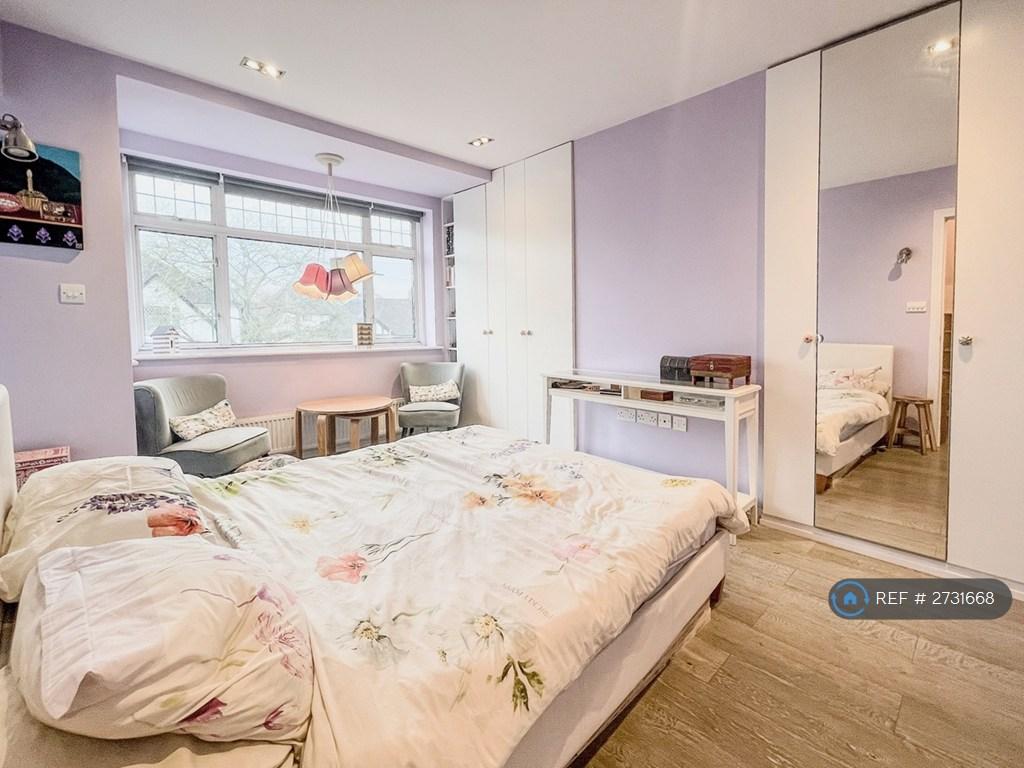 Bedroom 01