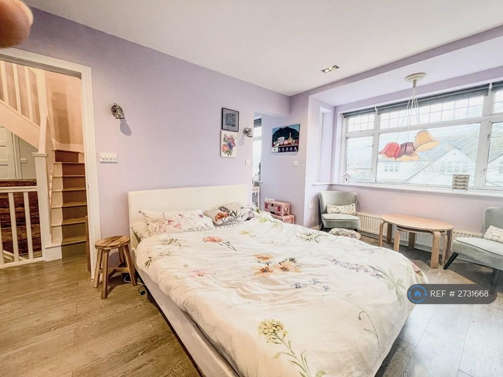 Bedroom 01