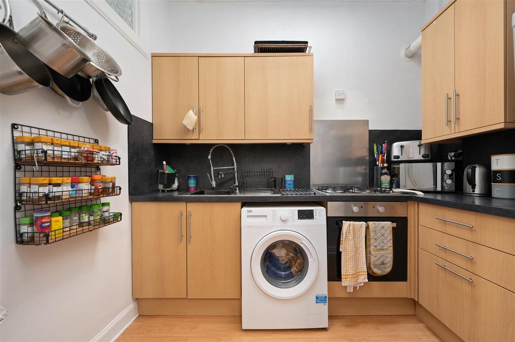 44 Gardeners Street010.JPG