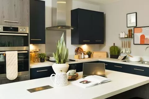 3 bedroom detached house for sale - Photo 6