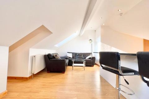 2 bedroom apartment to rent, 52 Stanthorpe Road, London SW16
