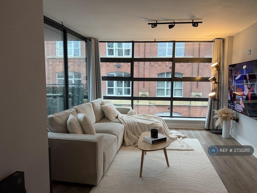 Bright Open-Plan Living Area