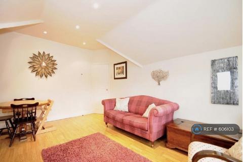 2 bedroom flat to rent, Muswell Avenue, London, N10