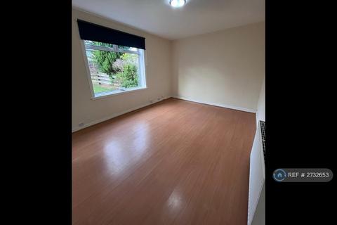 2 bedroom flat to rent, Corstorphine, Edinburgh, EH12