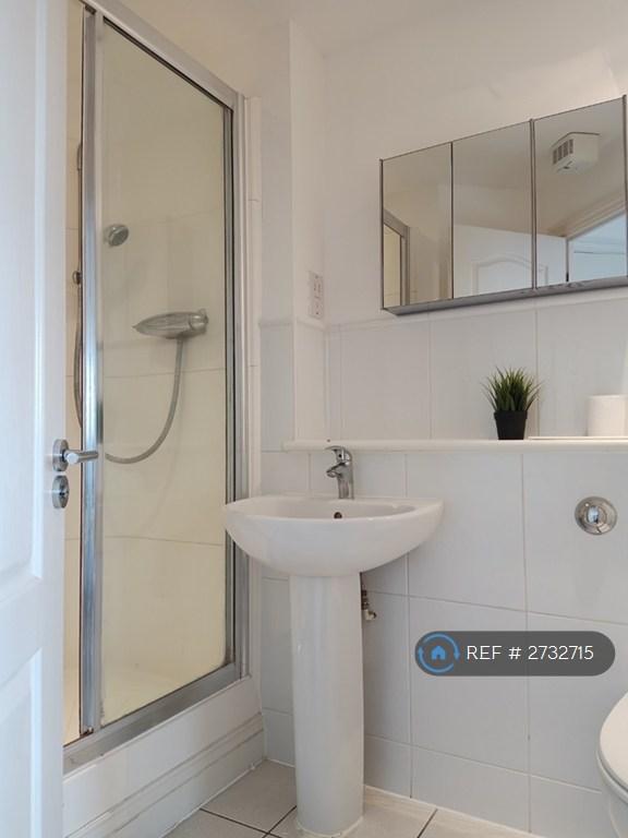 Ensuite 2