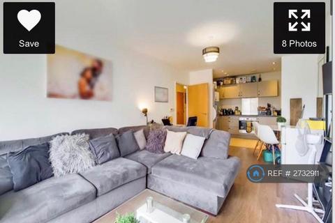1 bedroom flat to rent, Clarence Avenue, Ilford, IG2