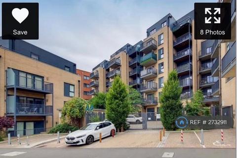 1 bedroom flat to rent, Clarence Avenue, Ilford, IG2