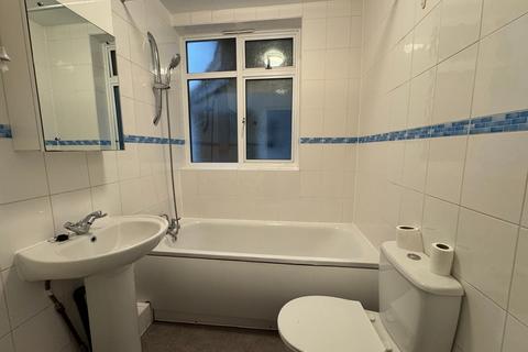 2 bedroom maisonette for sale, Old St Andrews Mansions, Old Church Lane, London, NW9