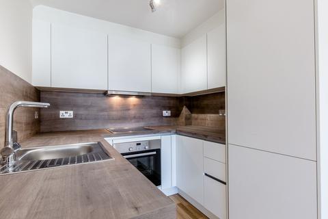 2 bedroom flat to rent, Fairoak Grove, Rotherfield Road