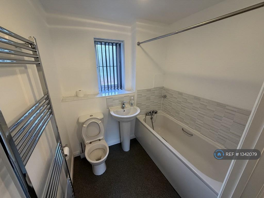 Main Bathroom