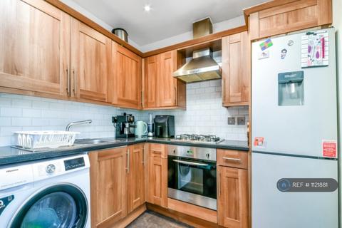 2 bedroom terraced house to rent, Queen Street, Croydon, CR0