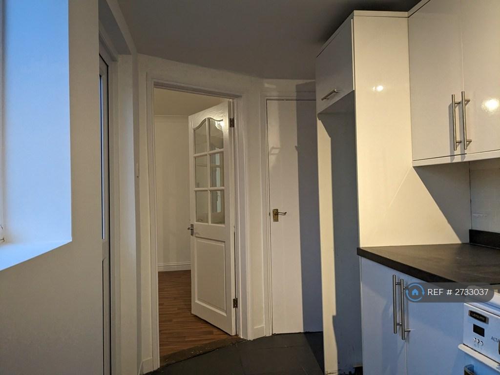 Kitchen 3