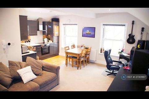 1 bedroom flat to rent, Upper High Street, Epsom, KT17
