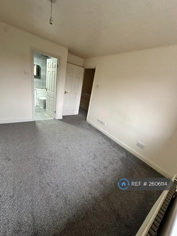 Bedroom1 2