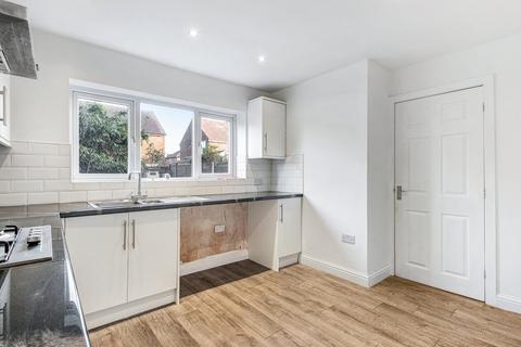 4 bedroom terraced house for sale, Shaftesbury Gardens, Flixton, Manchester, M41