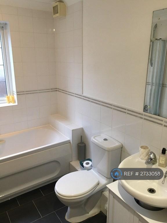 Main Bathroom