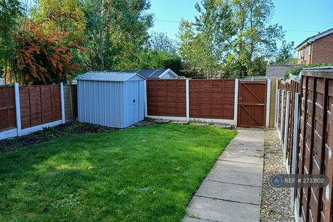 2 bedroom semi-detached house to rent, Poplar Close, Winsford, CW7