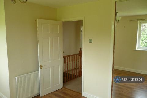 2 bedroom semi-detached house to rent, Poplar Close, Winsford, CW7