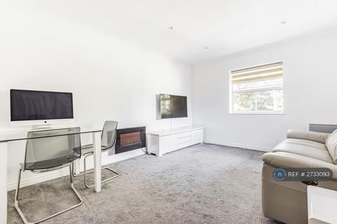 undefined, International Way, Sunbury-On-Thames, TW16