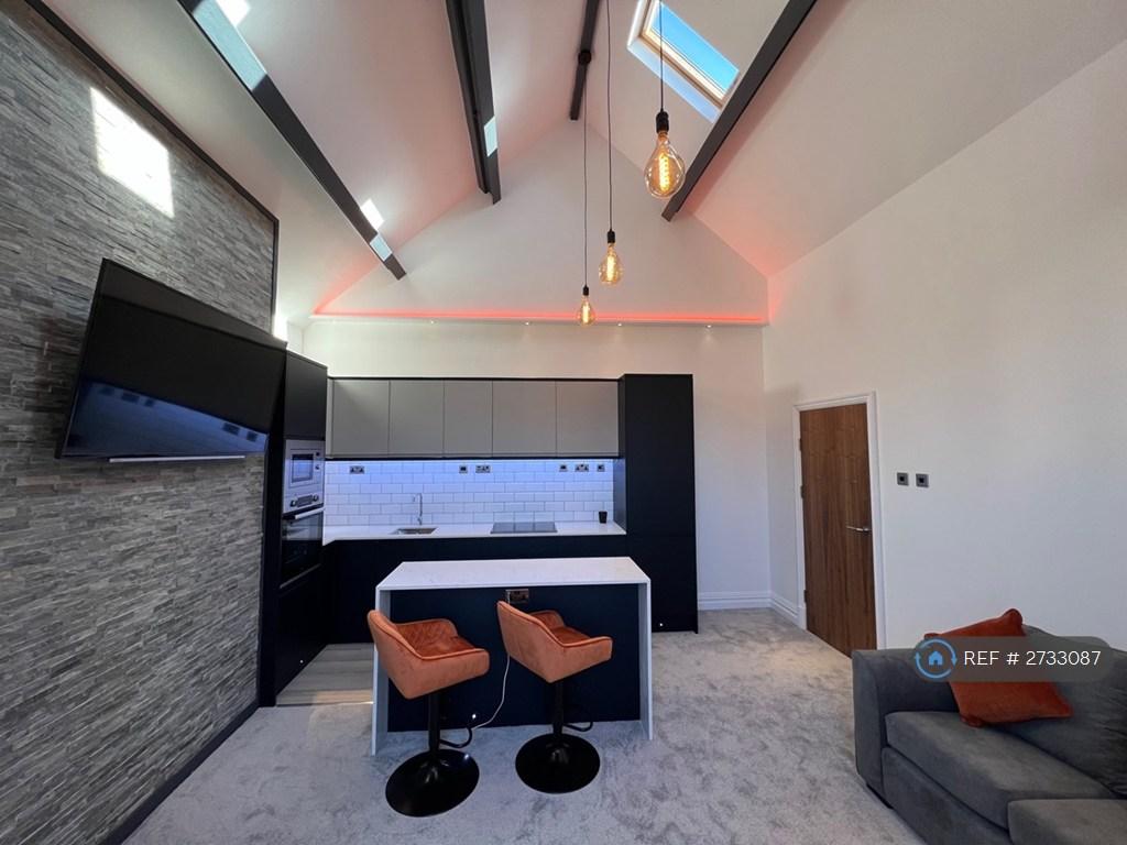 Lounge / Kitchen