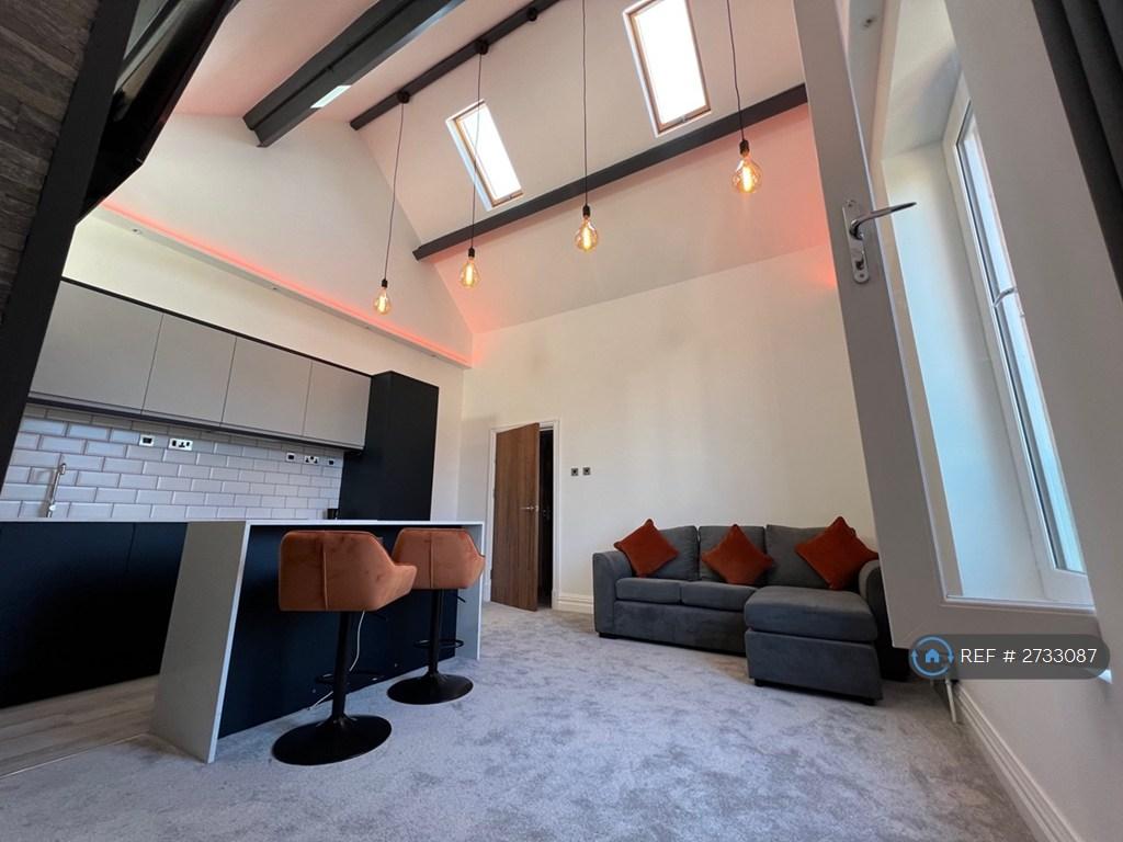Lounge / Kitchen