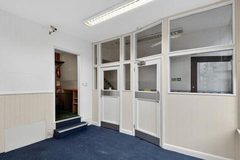 Office to rent, 21-23 Market St Kirkby Stephen CA17 4QN