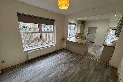 3 bedroom terraced house to rent, Tunbridge Road, Southend on Sea