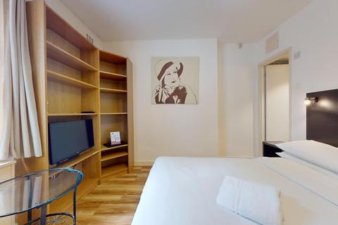 undefined, Cartwright Gardens